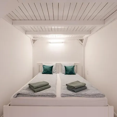 Kl31 - Location - Elegant Historic By Bqa Apartmán *